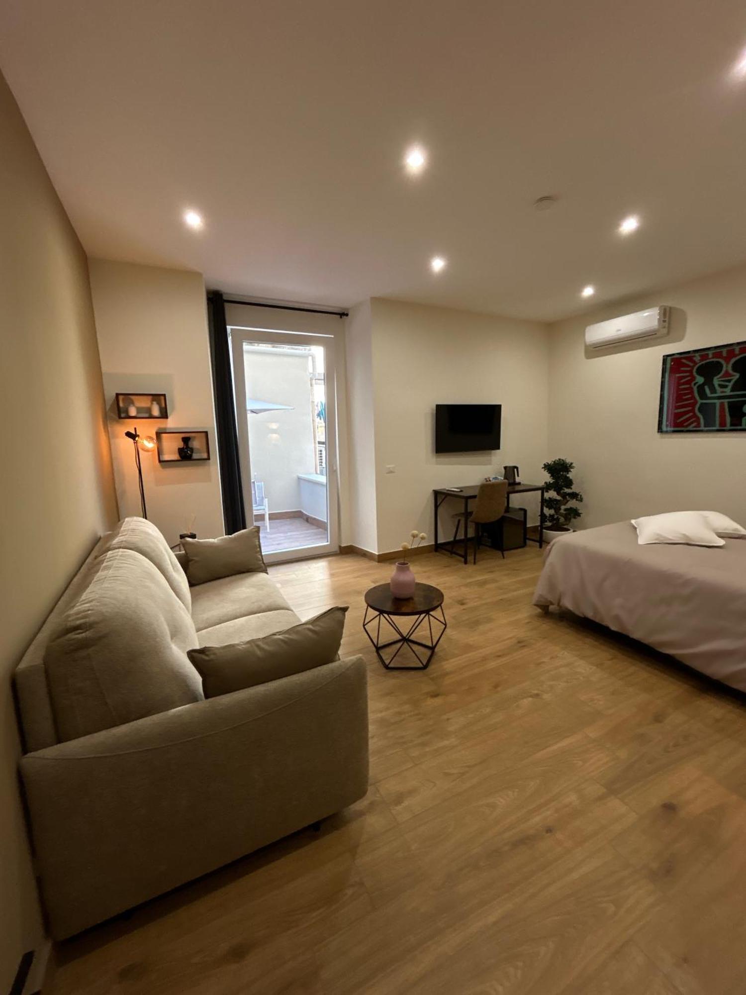 Somnia Luxury Rooms نابولي المظهر الخارجي الصورة