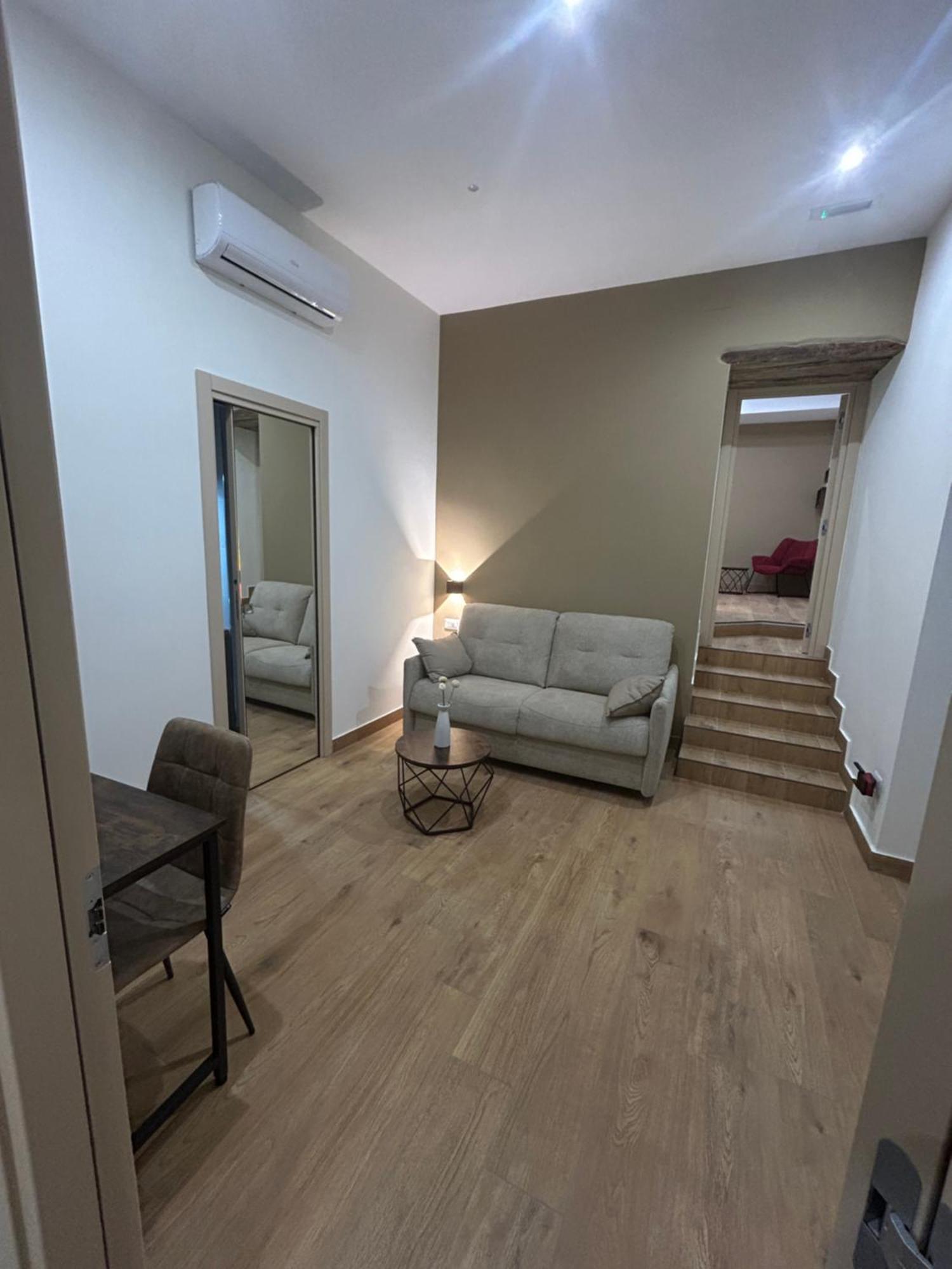 Somnia Luxury Rooms نابولي المظهر الخارجي الصورة