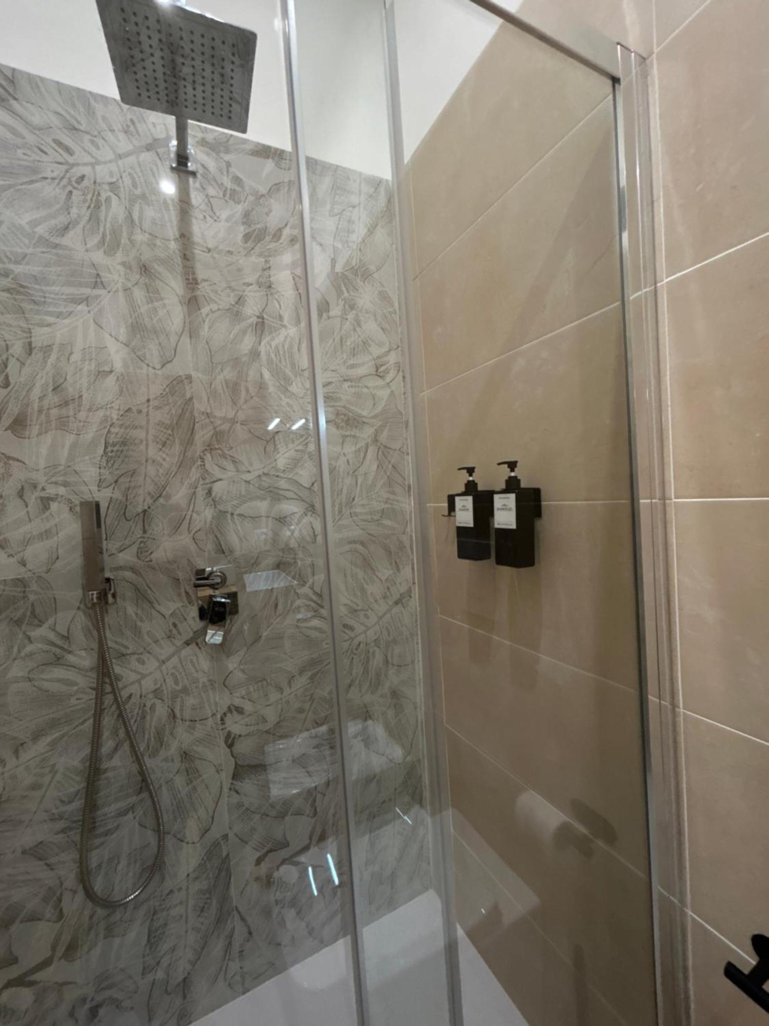 Somnia Luxury Rooms نابولي المظهر الخارجي الصورة